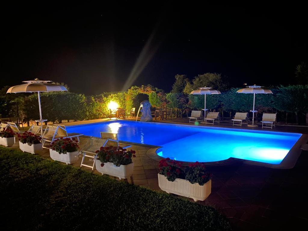 Hotel Janas Tertenìa エクステリア 写真